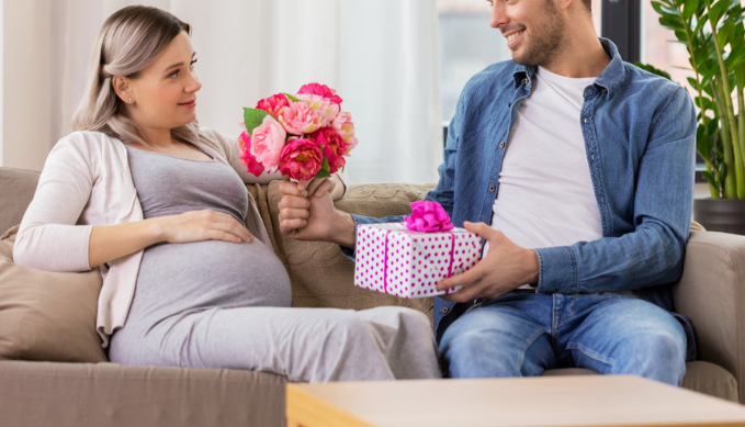 Here Are the Best Mother's Day Gift Ideas For Your Pregnant Wife