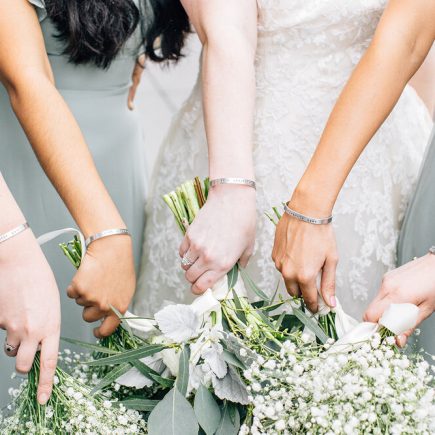 Amazing Personalized Bridesmaid Gifts for Team Bride