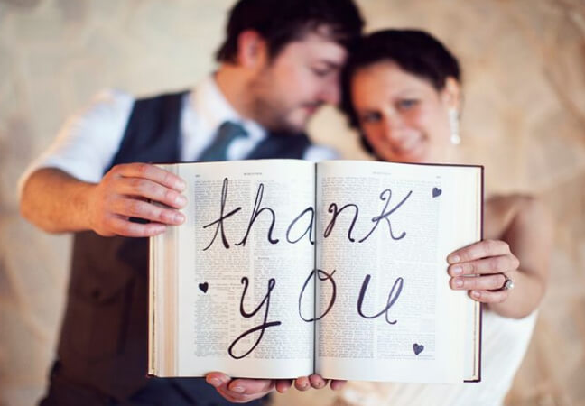 Writing Wedding Thank You Cards – What to Write in A Wedding Thank You Card