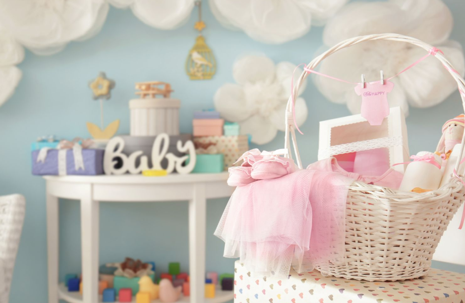 Here’s How to Thank Everyone Who Made Your Baby Shower a Success