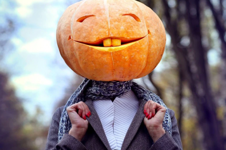 121 Funny Halloween Sayings For Signs That Will Make Your Neighbors Laugh