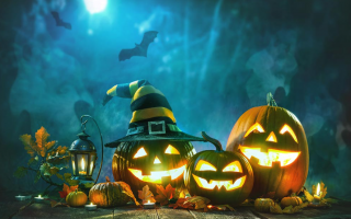 80 Spooktacular Halloween Phrases To Share With Your Friends