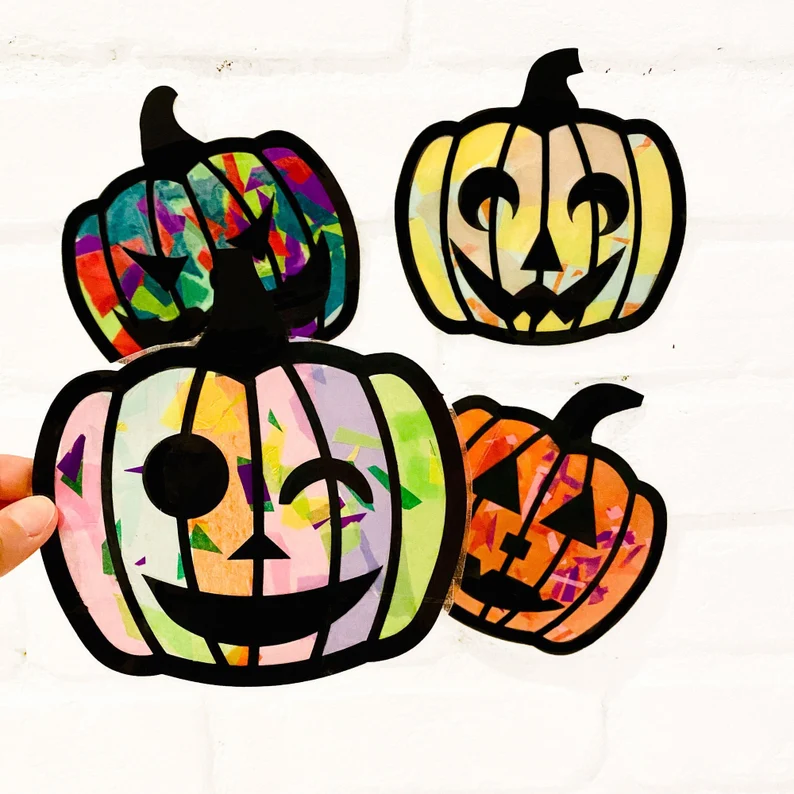 Pumpkins suncatcher kit - Halloween craft - class party activity - mess free - kids craft kit - pumpkin craft - Halloween party DIY - gift