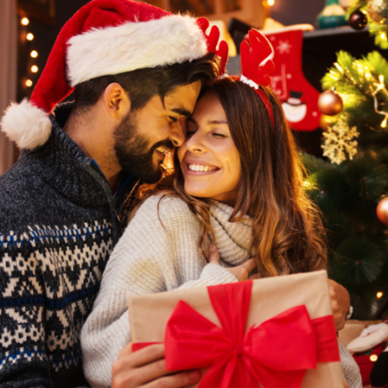 15 Best Christmas Gifts That Will Excite Your Girlfriend