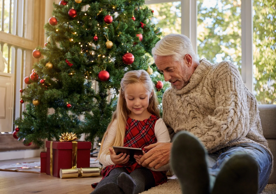 53+ Adorable Messages To Write On Your Grandchild's First Christmas Card