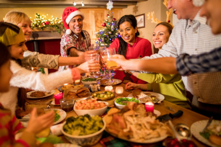 39 Christmas Eve Wishes Quotes To Say At The Family Dinner Table