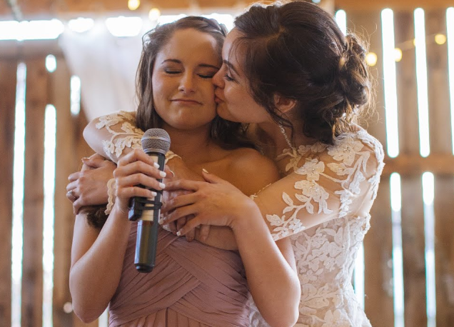 15+ Funny Speeches And Toast Ideas For Sister's Wedding