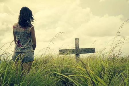 37 Meaningful Death Quotes For Loved Ones You Can Use To Comfort You