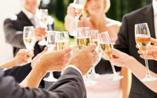 30 Impressive Wedding Anniversary Toast Examples To Use At The Upcoming Wedding