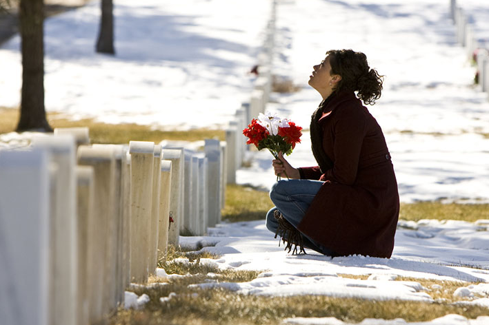 32 Rest In Peace Messages To Use When Grieving A Loved One