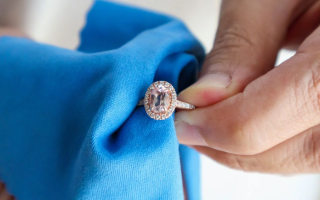 How to Care for Different Jewelry In Your Closet 