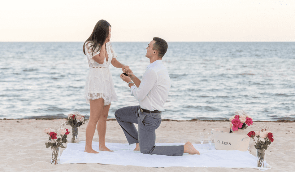 10 Surefire Proposal Tips for Guys to Increase Your Chances of Getting a Yes