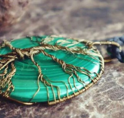 How to Clean Malachite Jewelry: A Comprehensive Guide