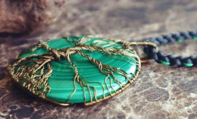 How to Clean Malachite Jewelry: A Comprehensive Guide