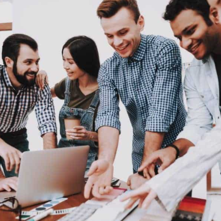 How To Write A Motivational Message To A Team (+27 Examples Of Messages To Use)
