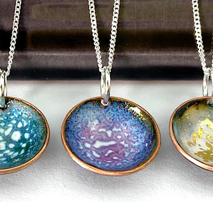 Exploring the Durability of Enamel Jewelry: Does it Rust?