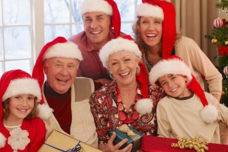 15 Thoughtful Gifts To Get Your Grandparents This Christmas Season So They Feel Special