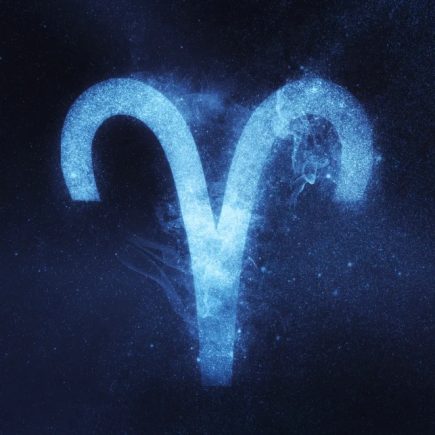 What signs is Aries compatible with?