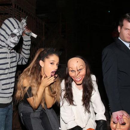 What To Wear To Halloween Horror Nights