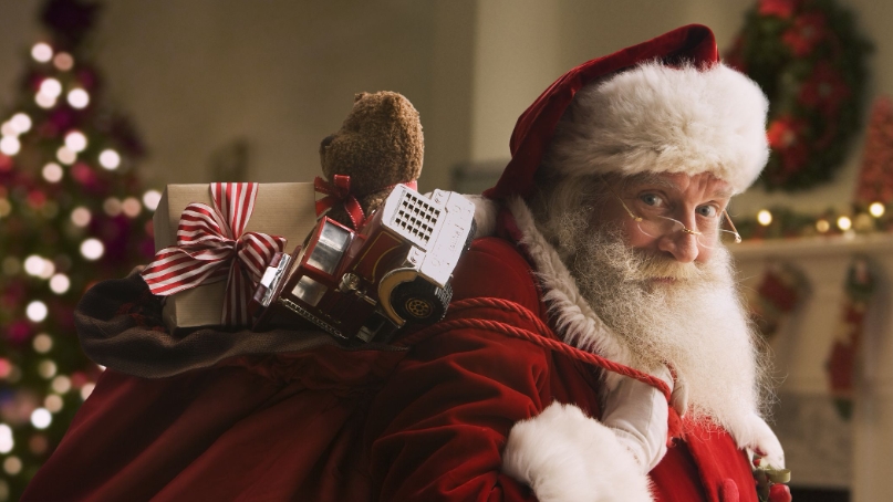 What To Put in a Letter from Santa (8 Exciting Things)