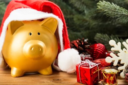 How to Spend Little on Christmas: Smart and Heartfelt Holiday Strategies