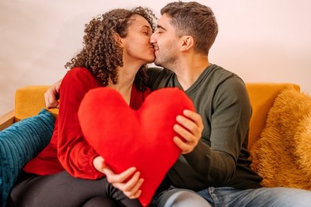 8 Exciting Things To Do For First Valentine's Day With Your Boyfriend