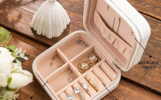 How To Pack Your Jewelry When Flying So They Don’t Get Lost