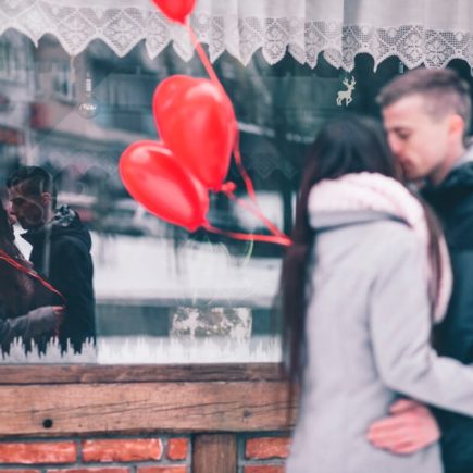 Learn How These 21+ Countries Celebrate Valentine's Day In An Exciting Way