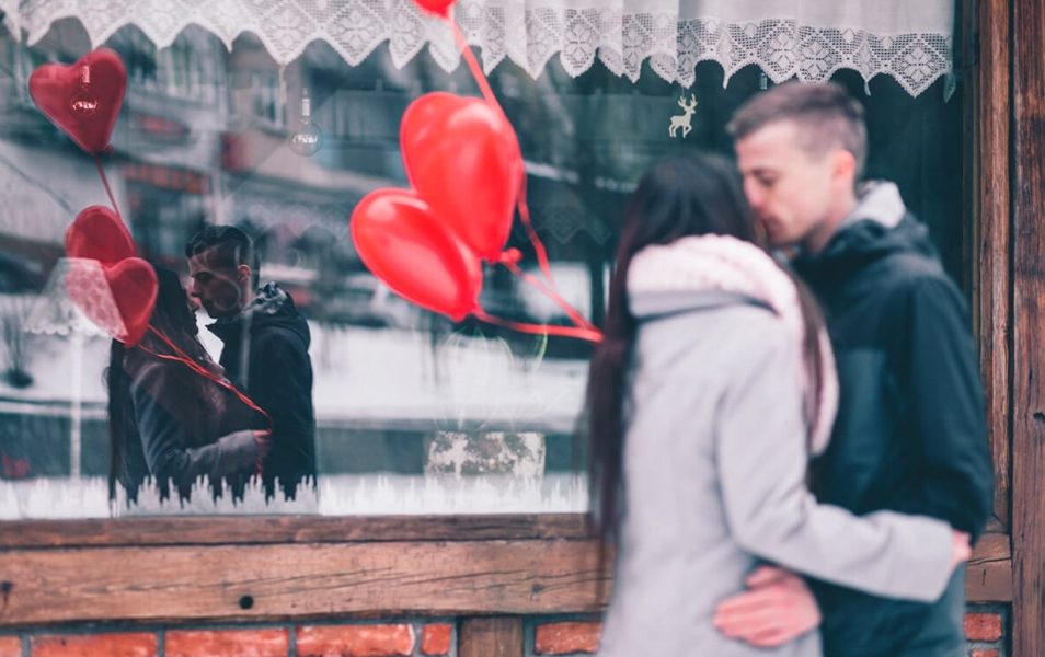 Learn How These 21+ Countries Celebrate Valentine's Day In An Exciting Way