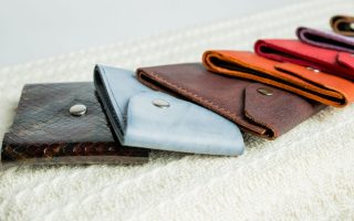 What is a lucky color for a wallet?